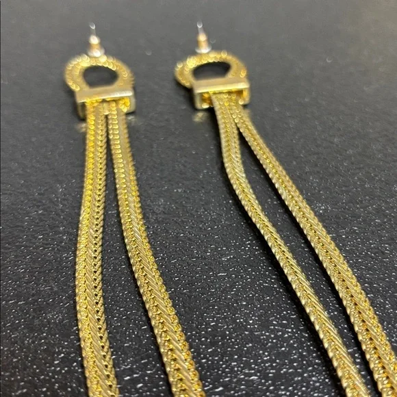 Vintage Elegant Gold Tassel Earrings - Picture 5 of 6